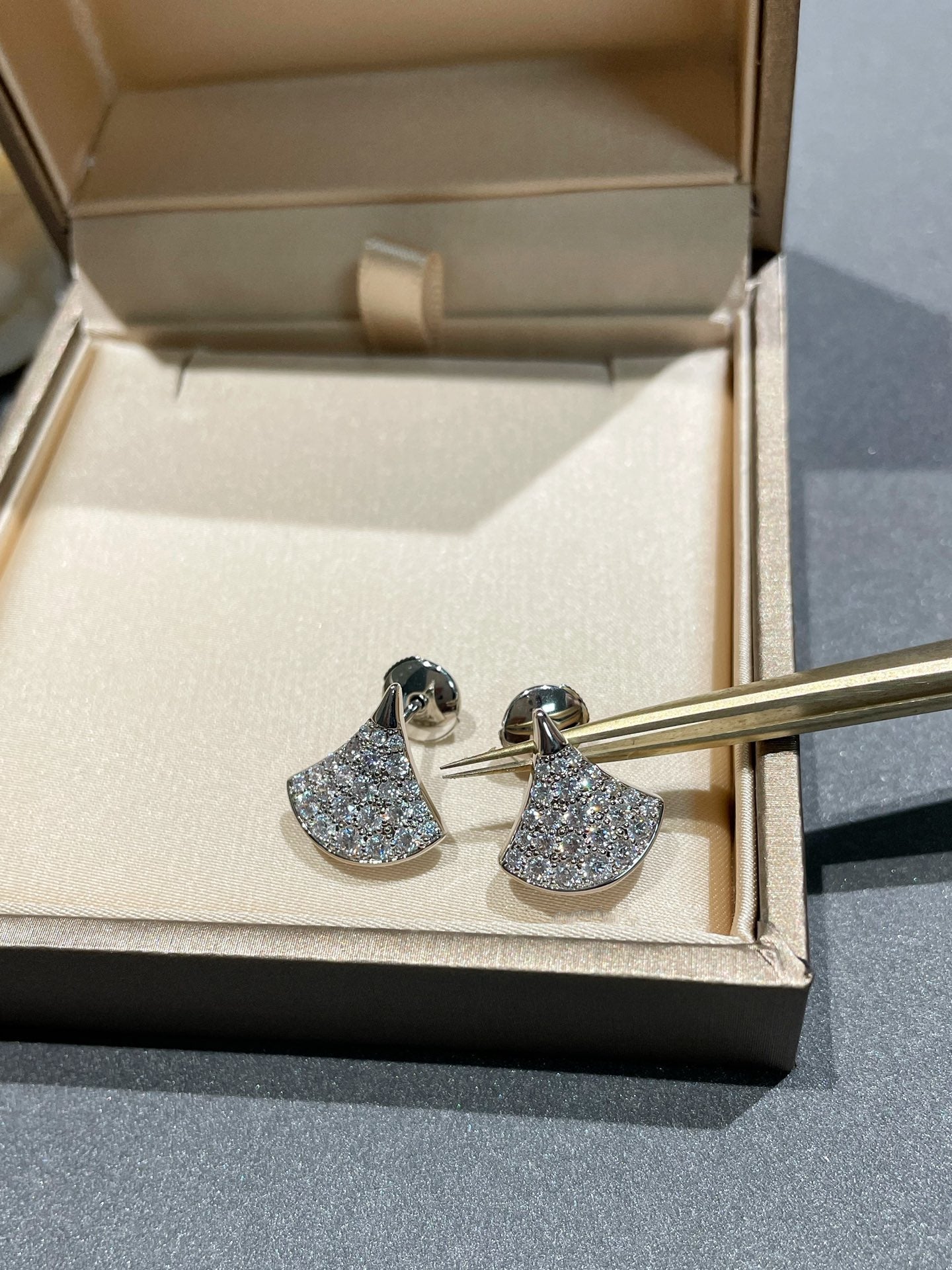 [⭐JeweliWhal]DREAM STUD EARRINGS DIAMOND