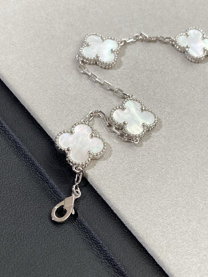 [⭐JeweliWhal]CLOVER WHITE PEARL MOP 5 MOTIF BRACELET COLLECTION