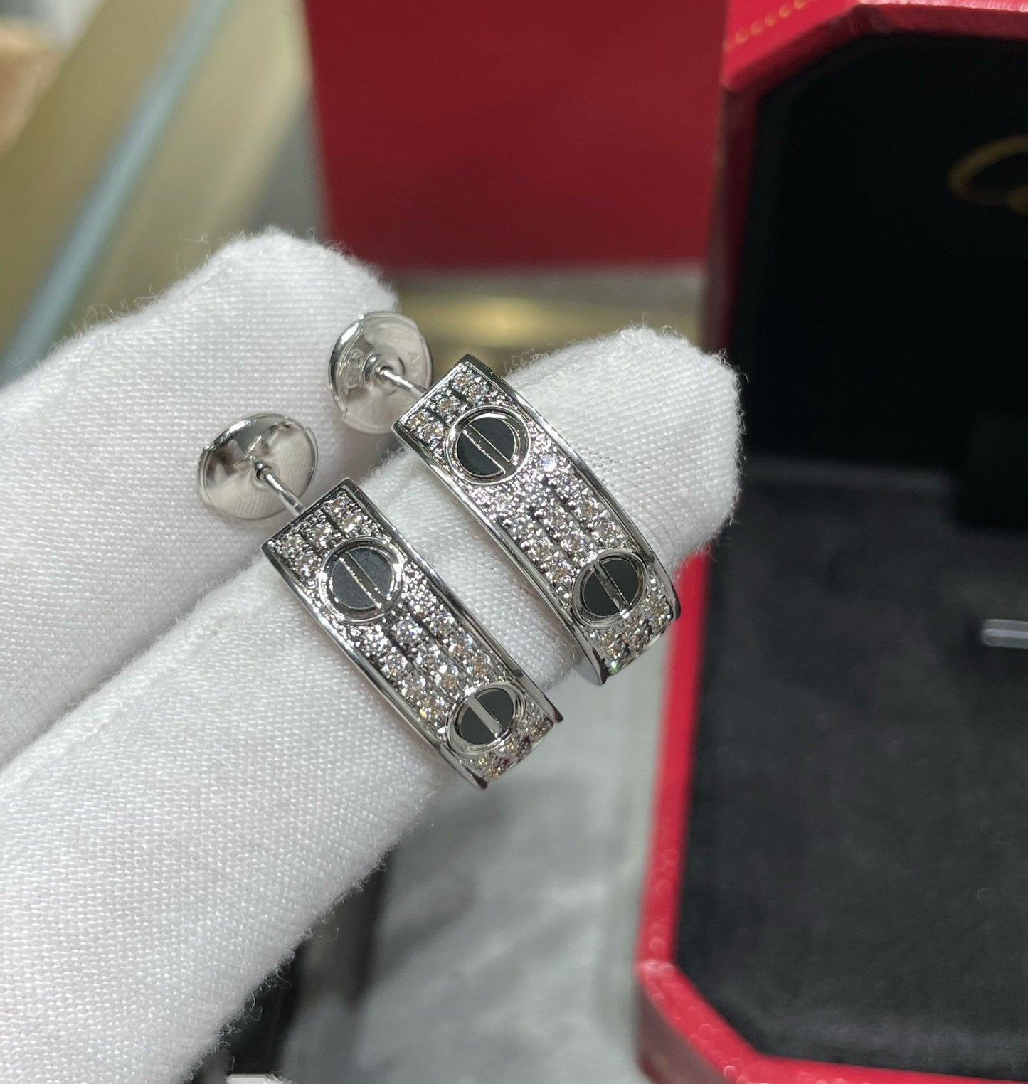 [⭐JeweliWhal]LOVE CERAMIC DIAMOND PAVED SILVER EARRINGS