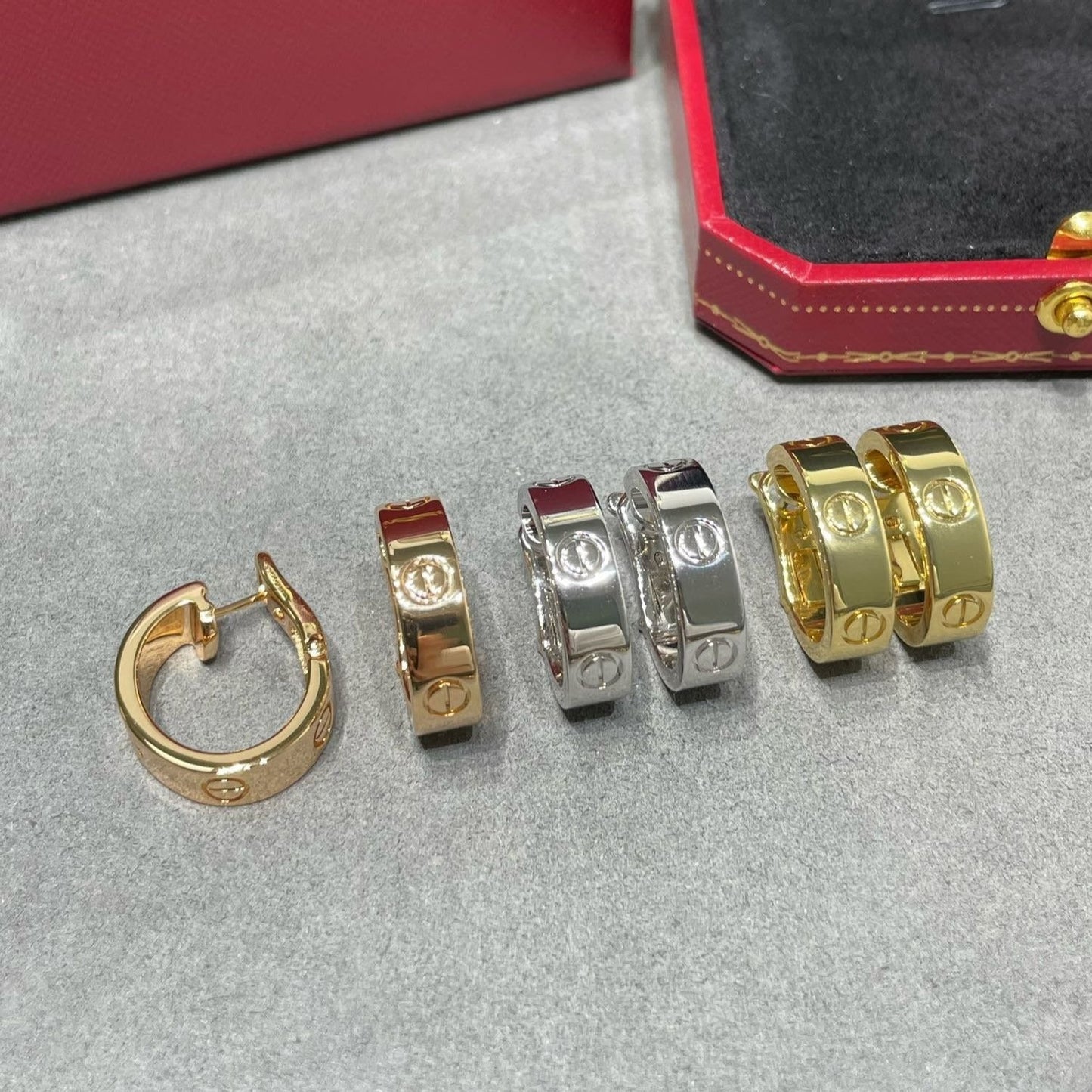 [⭐JeweliWhal]LOVE 5.5MM EARRINGS