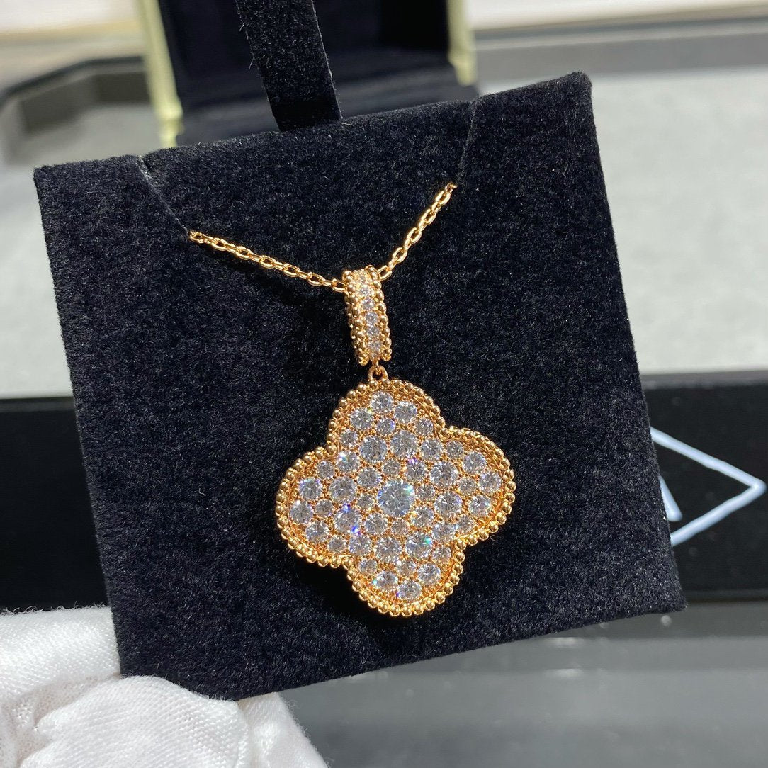 [⭐JeweliWhal]CLOVER 25MM LARGE PEDANT DIAMOND PAVED LONG NECKLACE